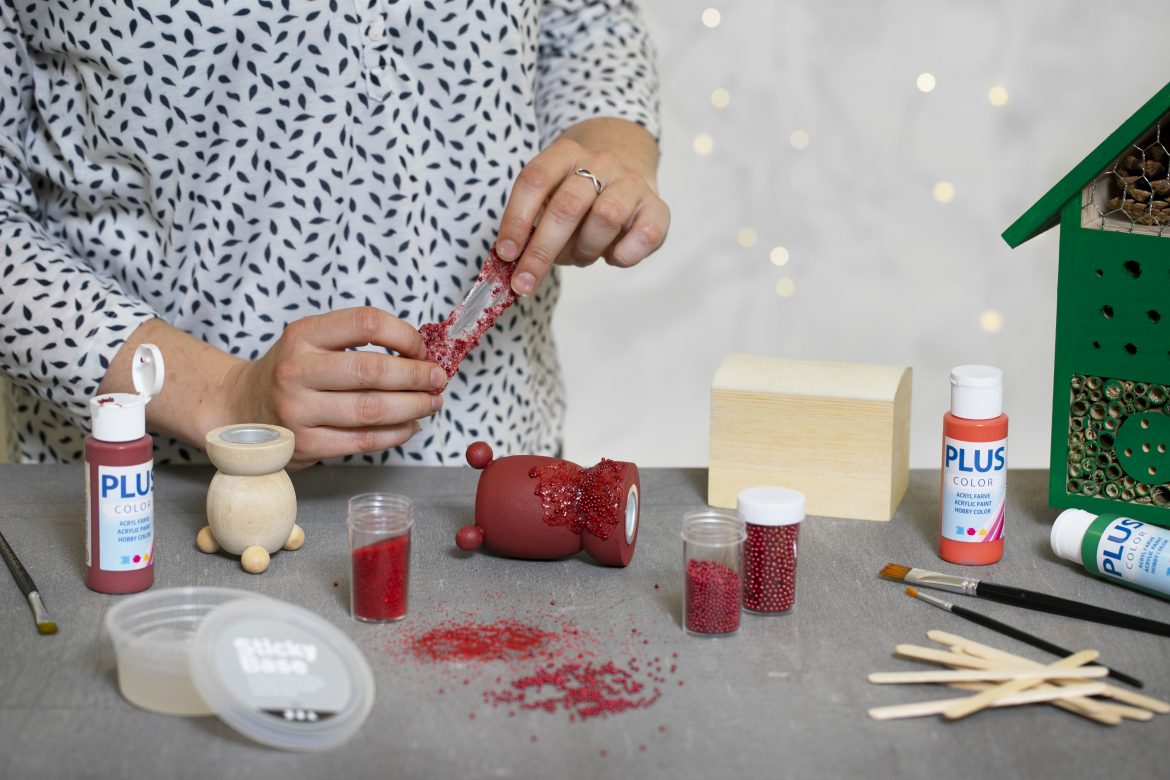 Släpp loss fantasin med dekoration på trä