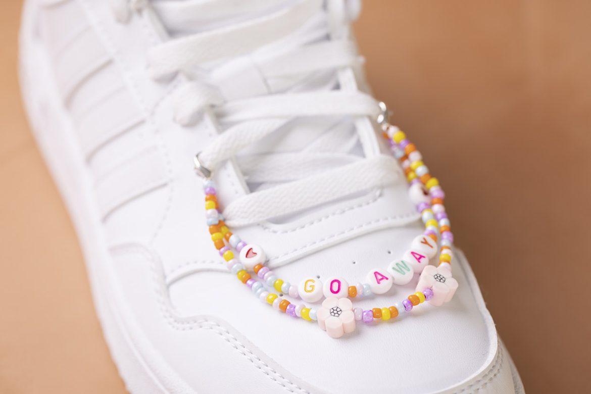 Gör egna färgstrålande DIY smycken